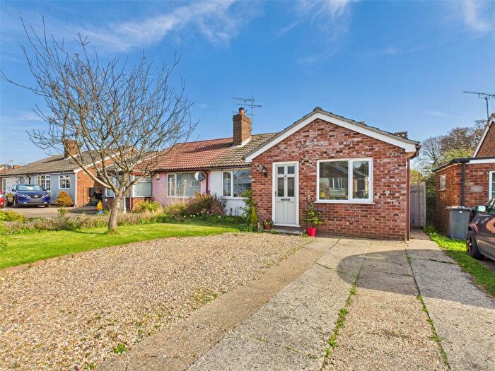 4 Bedroom Bungalow For Sale In New Road, Trimley St. Mary, Felixstowe, Suffolk, IP11