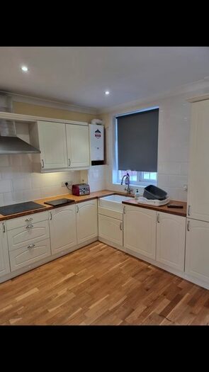 4 Bedroom Terraced House For Sale In Bedroom House Ellanby Crescent, N18