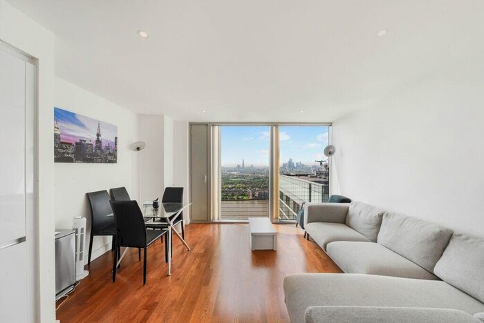 1 Bedroom Apartment To Rent In Landmark East, London, E14