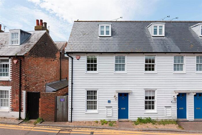 4 Bedroom End Of Terrace House For Sale In Island Wall, Whitstable, CT5