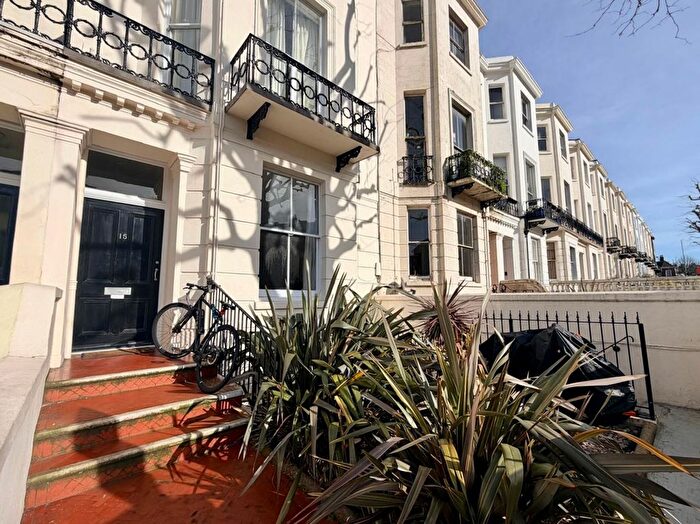 2 Bedroom Flat To Rent In Goldsmid Road, Hove, BN3