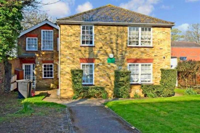 1 Bedroom Apartment To Rent In Rupert Alan House, Maidstone, ME14