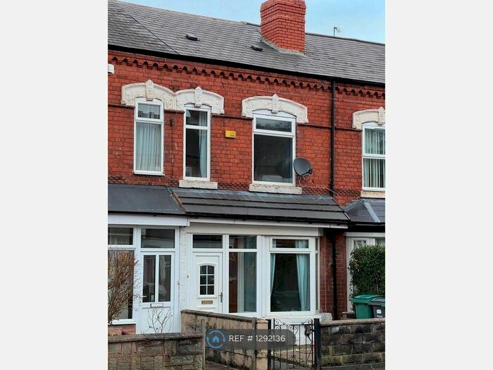 3 Bedroom Terraced House To Rent In Bearwood, Bearwood B67