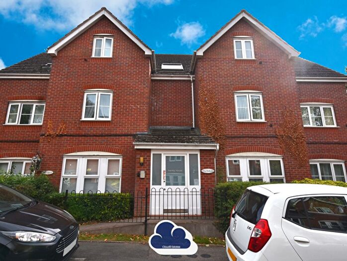1 Bedroom Flat For Sale In Hickory Close, Henley, Coventry, CV2