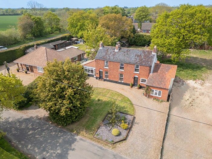 5 Bedroom Detached House For Sale In Moor Road, Sutton, Norwich, NR12