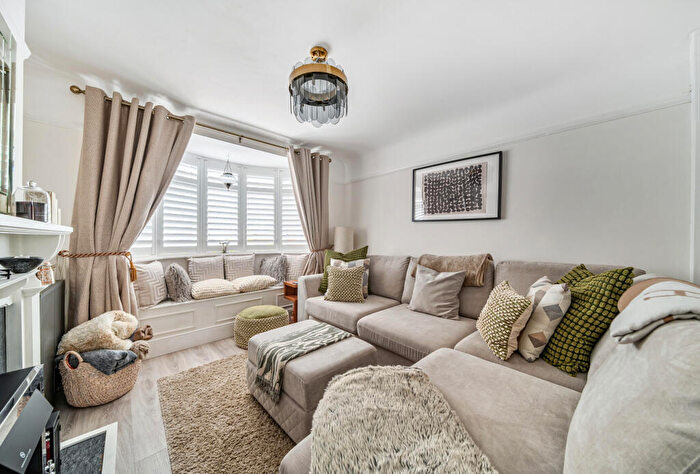 3 Bedroom Terraced House For Sale In Main Road, Orpington, BR5