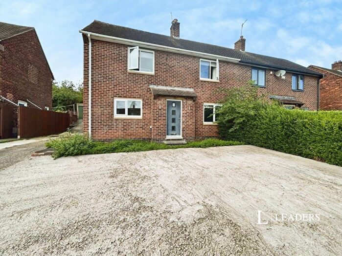 3 Bedroom Semi-Detached House To Rent In Hart Avenue, Sandiacre, Nottingham, NG10