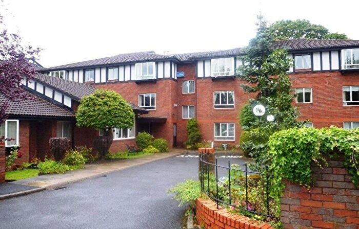 1 Bedroom Flat For Sale In Urmston Lane, Stretford, M32