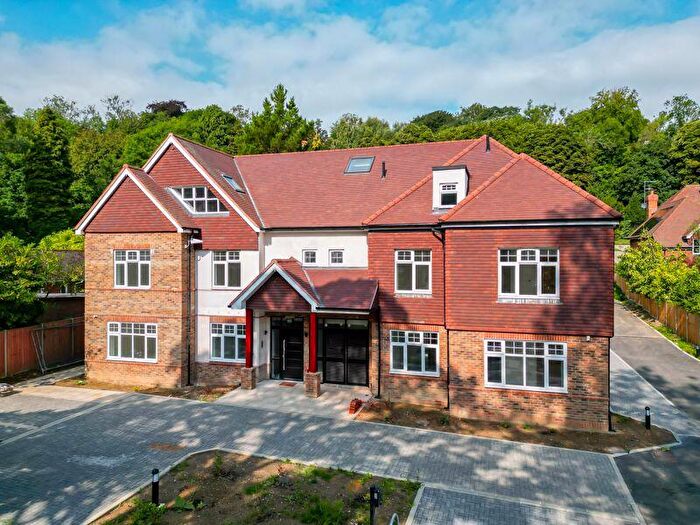 2 Bedroom Apartment To Rent In Welcomes Road, Kenley, CR8