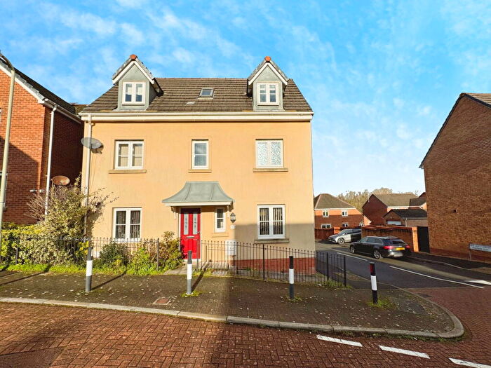 4 Bedroom Detached House For Sale In Kingfisher Rd, North Cornelly, Bridgend, CF33