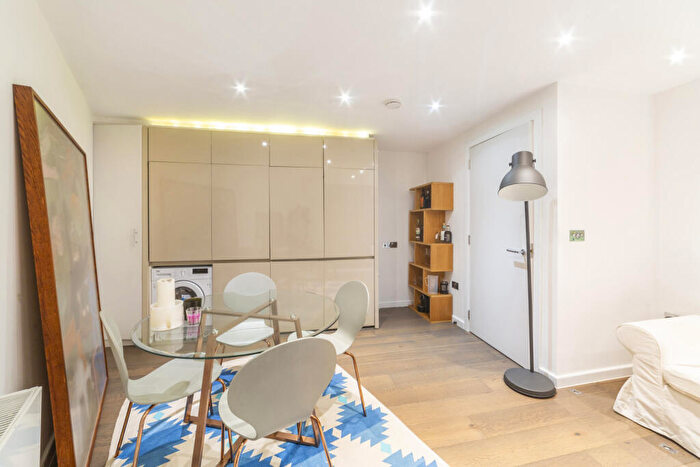 1 Bedroom Flat For Sale In Fortess Road, Kentish Town, NW5