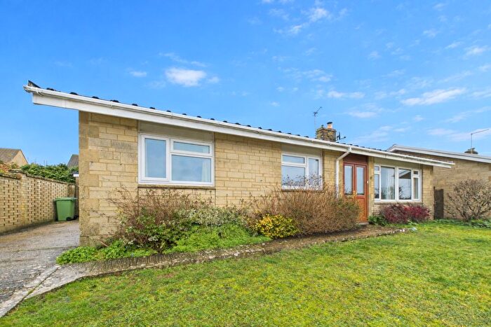 3 Bedroom Detached Bungalow To Rent In Dr Browns Close, Minchinhampton, Stroud, GL6
