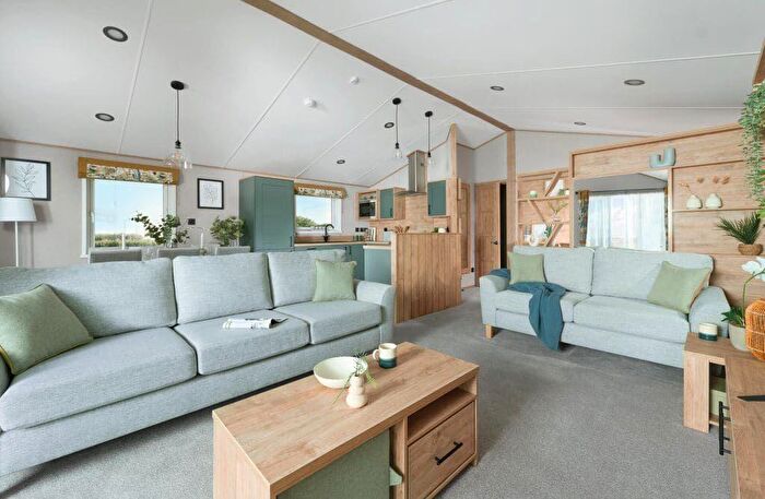 2 Bedroom Lodge For Sale In Cheriton Bishop, Devon, EX6