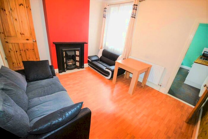 3 Bedroom Terraced House To Rent In Barclay Street, Leicester, LE3