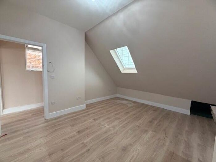 Studio To Rent In Nibthwaite Road, Harrow, Middlesex, HA1