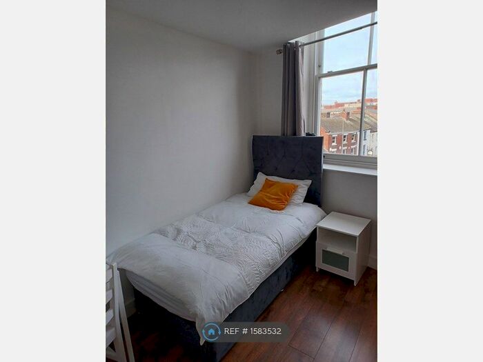 Studio To Rent In The Webberley, Stoke-On-Trent, ST1