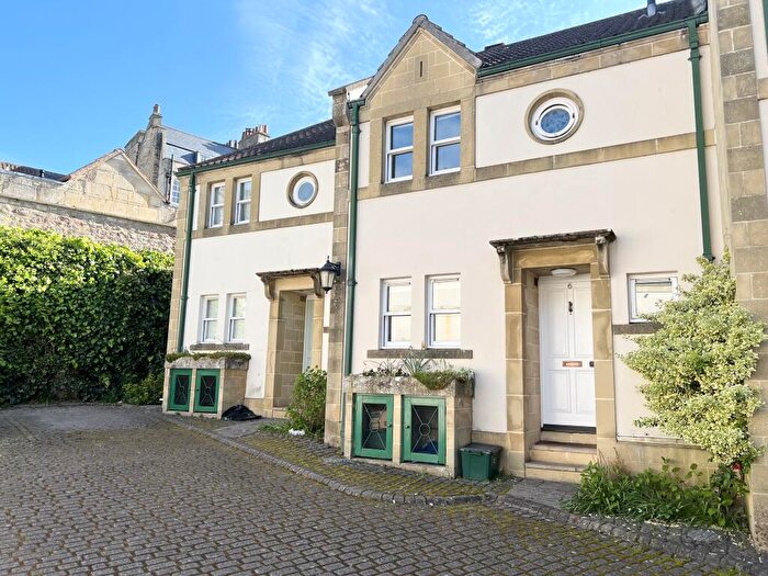 2 Bedroom Property To Rent In Circus Mews, Bath, BA1