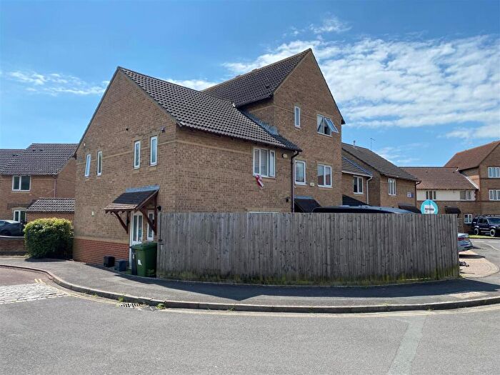 1 Bedroom Semi-Detached House For Sale In Blakesley Lane, Portsmouth, PO3