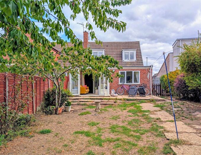2 Bedroom Semi-detached House For Sale In Oxstalls Drive, Longlevens, Gloucester, GL2