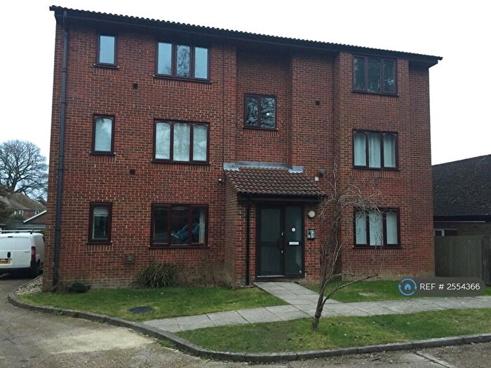 Studio To Rent In Southwick House, East Grinstead, RH19