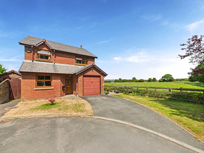 4 Bedroom Detached House For Sale In Hamlet Grove, Wharles, PR4