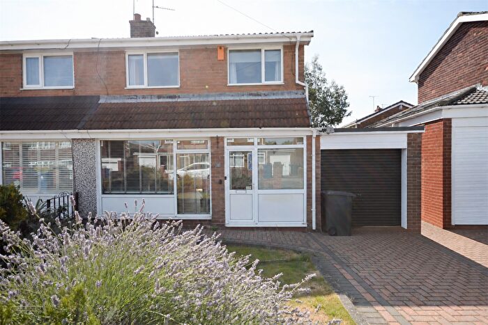 3 Bedroom Semi-Detached House To Rent In Teviot Way, Jarrow, NE32