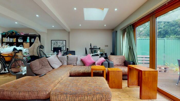 4 Bedroom Detached House To Rent In John Maurice Close, London, SE17