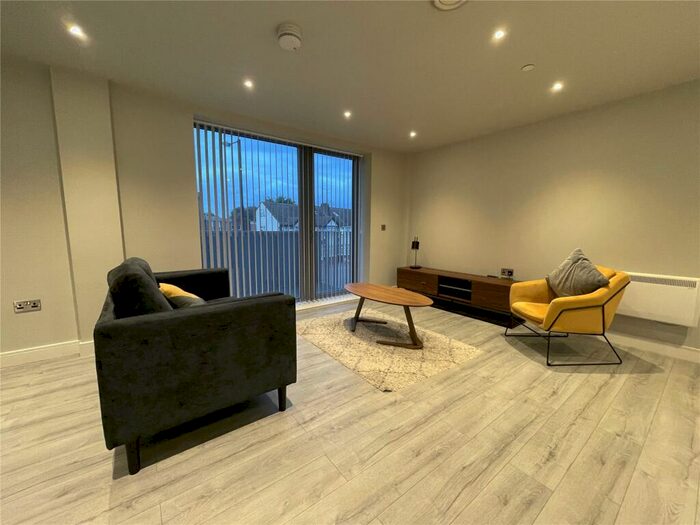 2 Bedroom Apartment To Rent In Steel House, The Metalworks, Petersfield Avenue, Slough, Berkshire, SL2