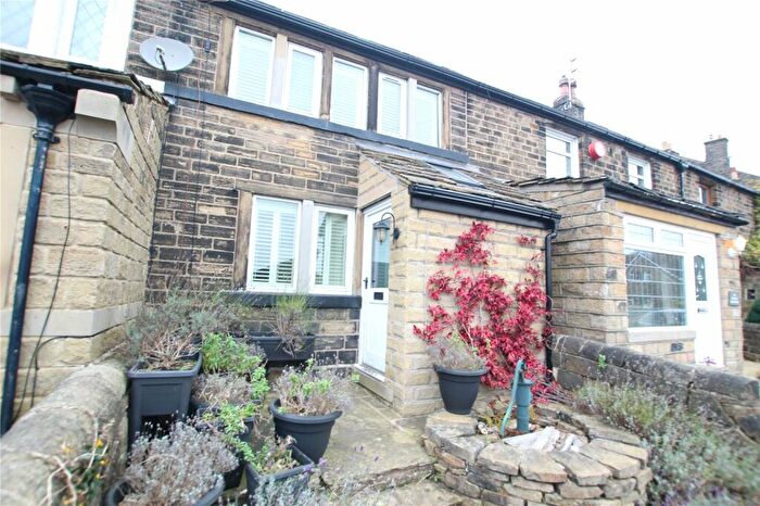 2 Bedroom Terraced House To Rent In Far Bank, Shelley, Huddersfield, West Yorkshire, HD8
