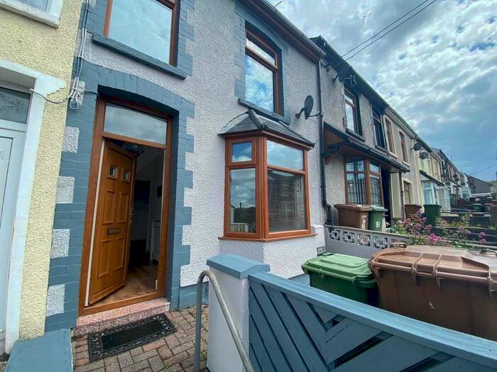 3 Bedroom Semi Detached House To Rent In Bedwellty Road, Aberbargoed