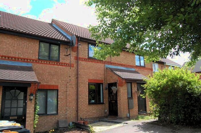 2 Bedroom Terraced House To Rent In Poppyfields, Bedford, MK41