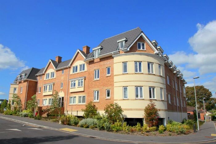 2 Bedroom Apartment To Rent In Verwood, Dorset, BH31