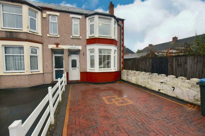 2 Bedroom End Of Terrace House To Rent In Wyken Way, Coventry - Extended Bedroom End Of Terrace In Wyken, CV2