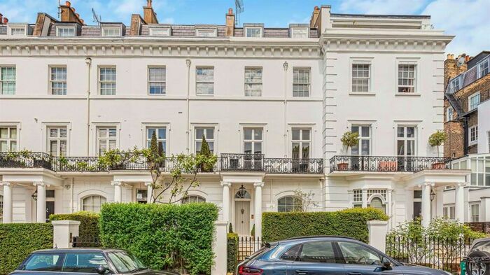 4 Bedroom Flat To Rent In Thurloe Street, London, SW7