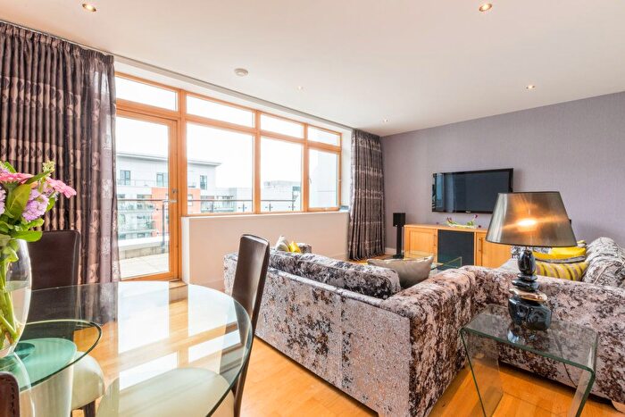 2 Bedroom Flat To Rent In Armouries Way, Hunslet, Leeds, LS10