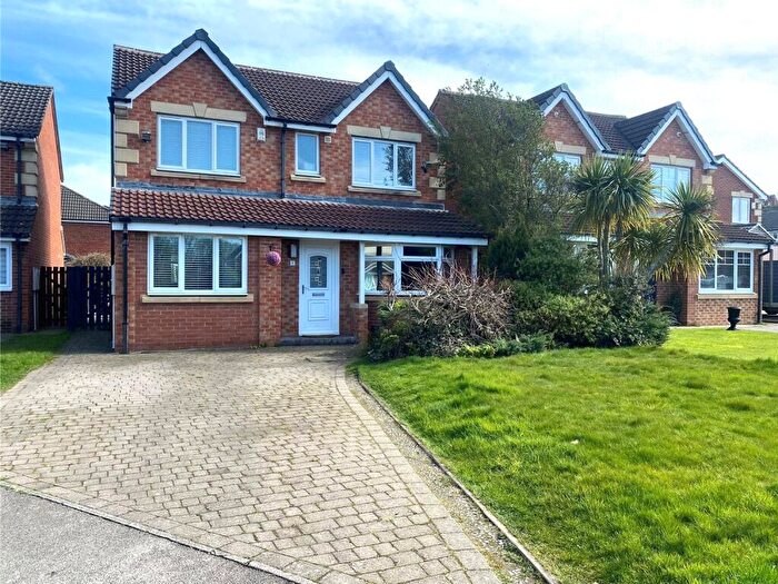 4 Bedroom Detached House For Sale In Okehampton Drive, Newbottle, DH4