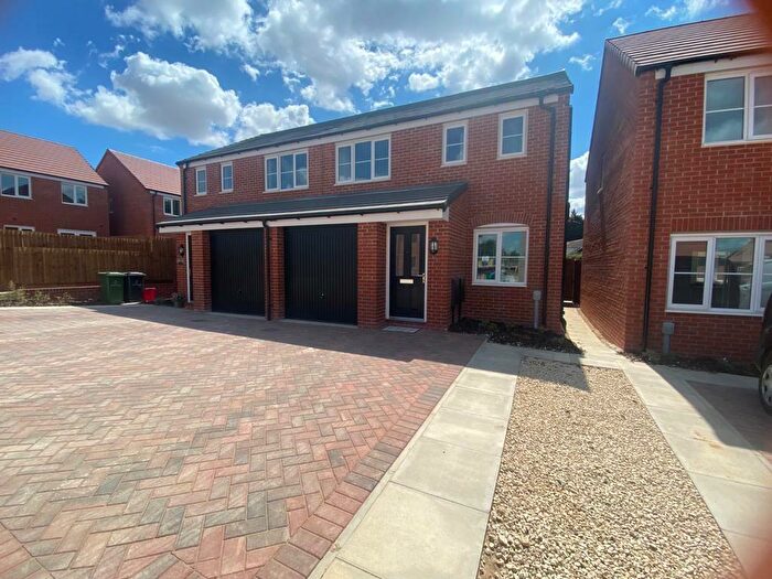 3 Bedroom House To Rent In Lancaster Road, Swaffham, PE37