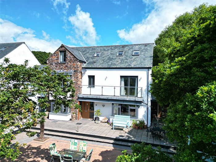 6 Bedroom Detached House For Sale In Elgin Close, Mawnan Smith, Falmouth, Cornwall, TR11