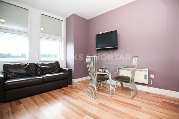 2 Bedroom Flat To Rent In City Apartments, Northumberland Street, Newcastle Upon Tyne, NE1