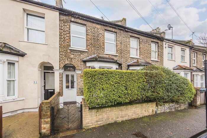 2 Bedroom Property To Rent In Stewart Road, London, E15