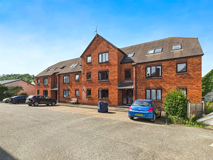 1 Bedroom Flat For Sale In Wadebridge, Cornwall, PL27