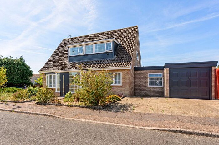 4 Bedroom Detached Bungalow For Sale In Monksgate, Thetford, IP24