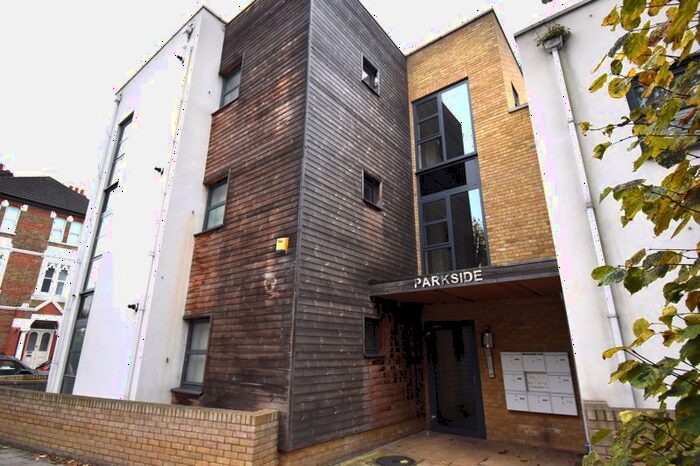 1 Bedroom Flat To Rent In Parkside Apartments, Sydenham, SE26