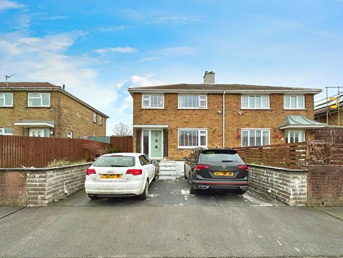 3 Bedroom Semi-Detached House For Sale In Orchard Lane, Pengam, NP12