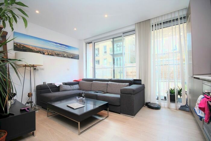 1 Bedroom Flat To Rent In Seven Sisters Road, London, Greater London, N4