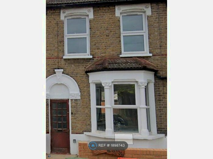 3 Bedroom Terraced House To Rent In Upperton Road West, London, E13