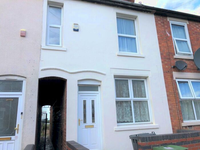 3 Bedroom Terraced House To Rent In Carter Road, Dunstall, Wolverhampton, West Midlands, WV6