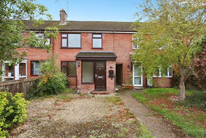 2 Bedroom Terraced House For Sale In Devon Drive, Chandler's Ford, Eastleigh, Hampshire, SO53