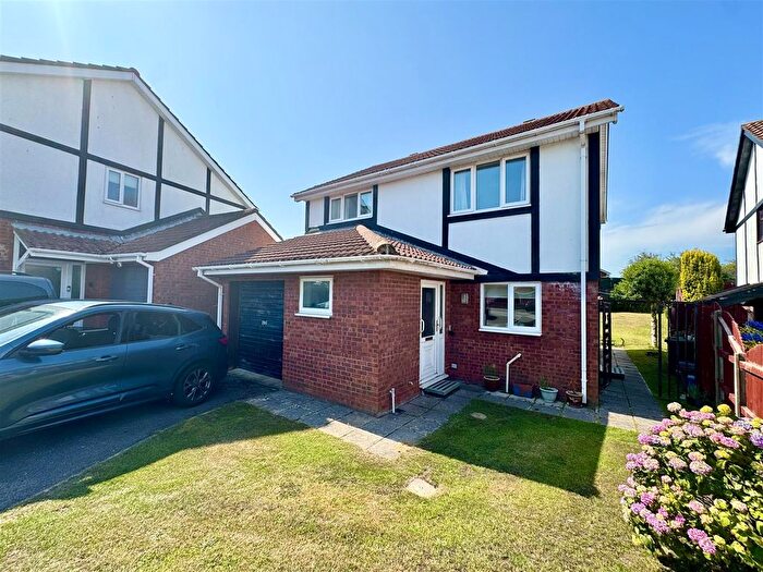 4 Bedroom Detached House For Sale In Deepweir Gardens, Caldicot, NP26