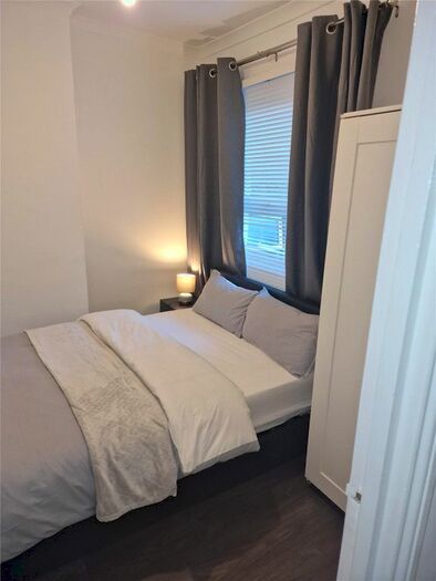 1 Bedroom Flat To Rent In Sunninghill Road, London, SE13